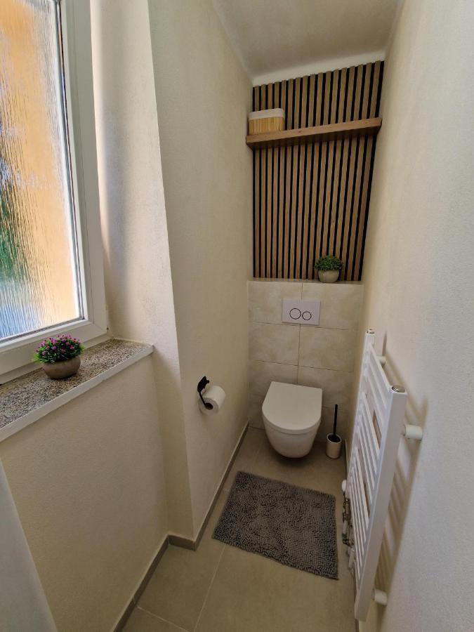 City Center Apartment - Self Check-In Spišská Nová Ves Esterno foto