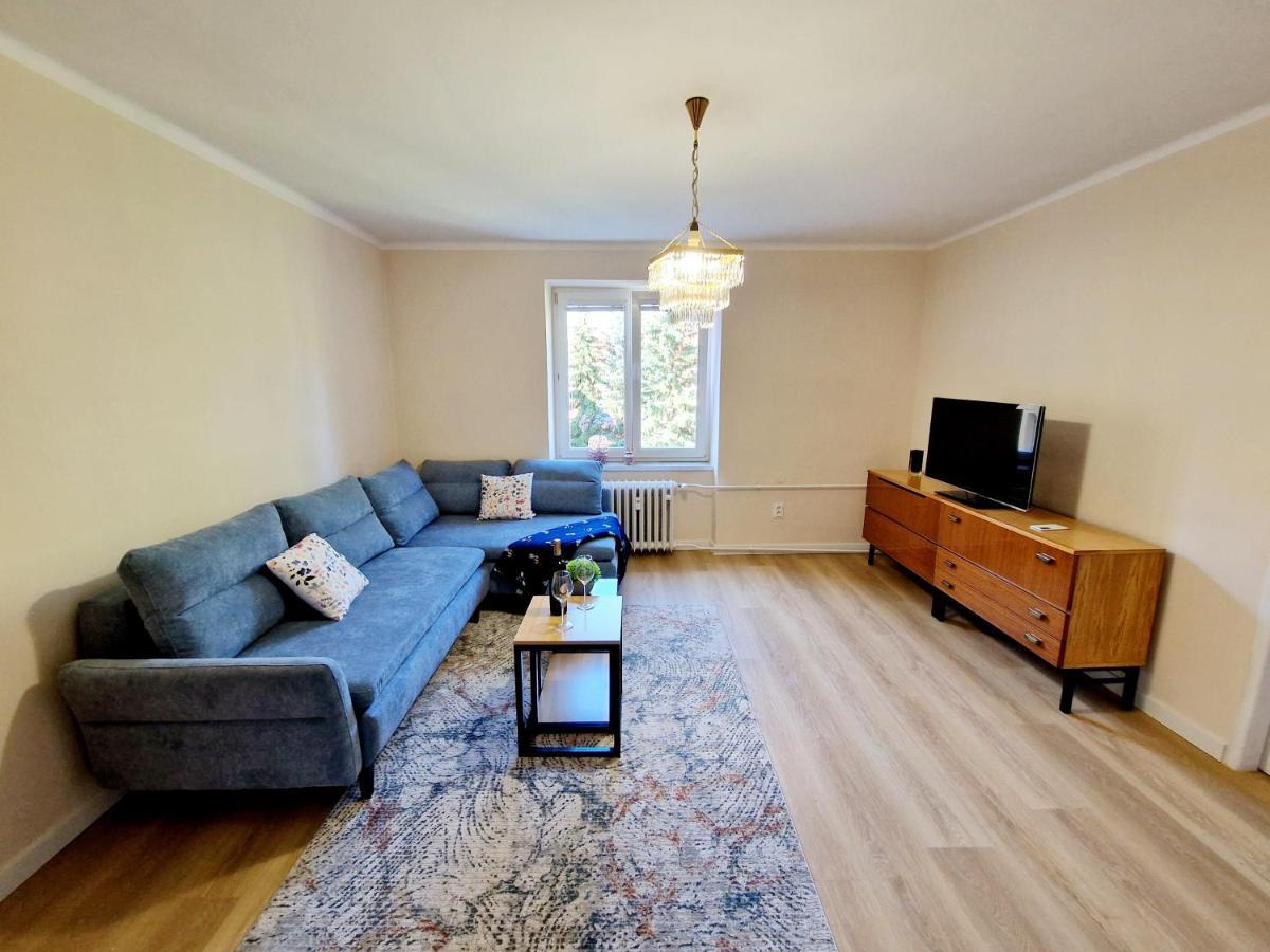 City Center Apartment - Self Check-In Spišská Nová Ves Esterno foto